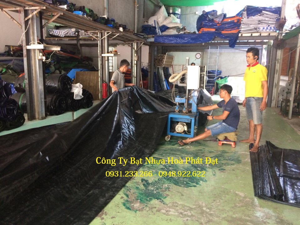Hình ảnh: bạt nhựa che phủ xanh rêu xanh tím khổ 2m*100m – 50kg
